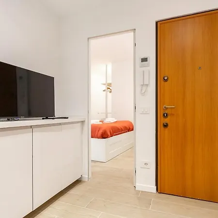 Apartman Youhosty - Salasco Chic Milánó